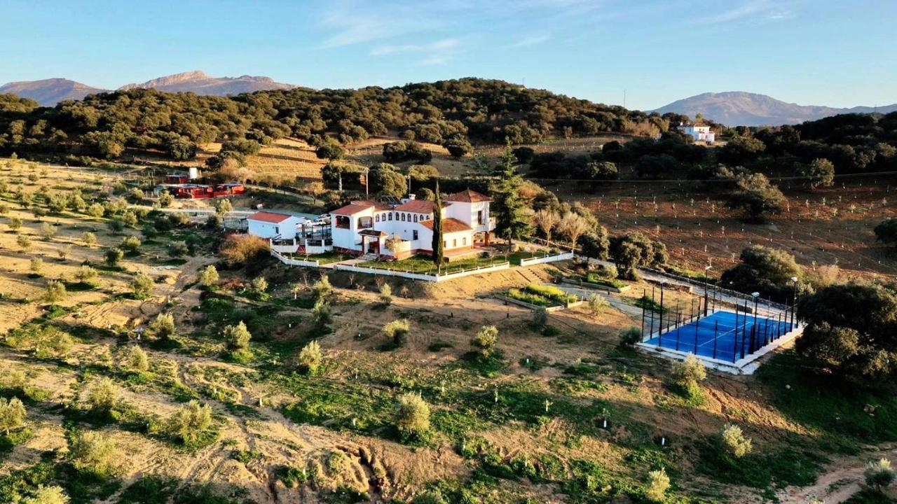 Santa Marta Complejo Rural Con Pista De Padel Guest House Archidona Exterior photo