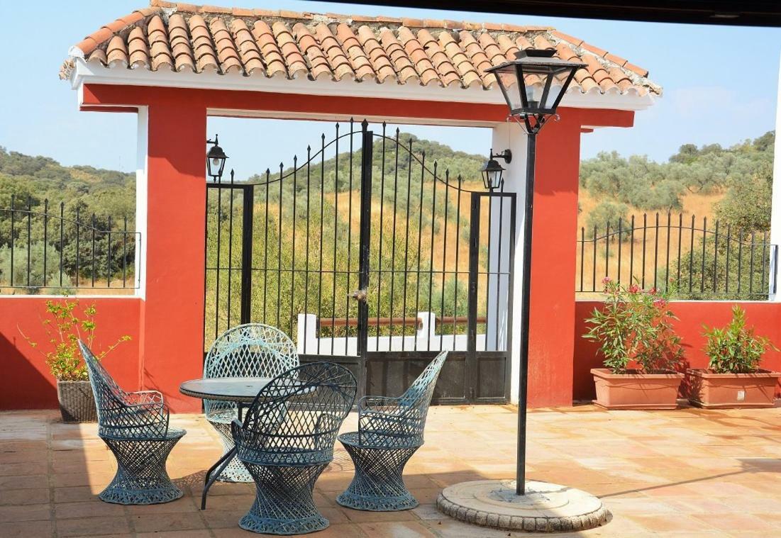 Santa Marta Complejo Rural Con Pista De Padel Guest House Archidona Exterior photo